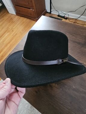 Woolrich Black Felt Hat with Red Plaid Interior